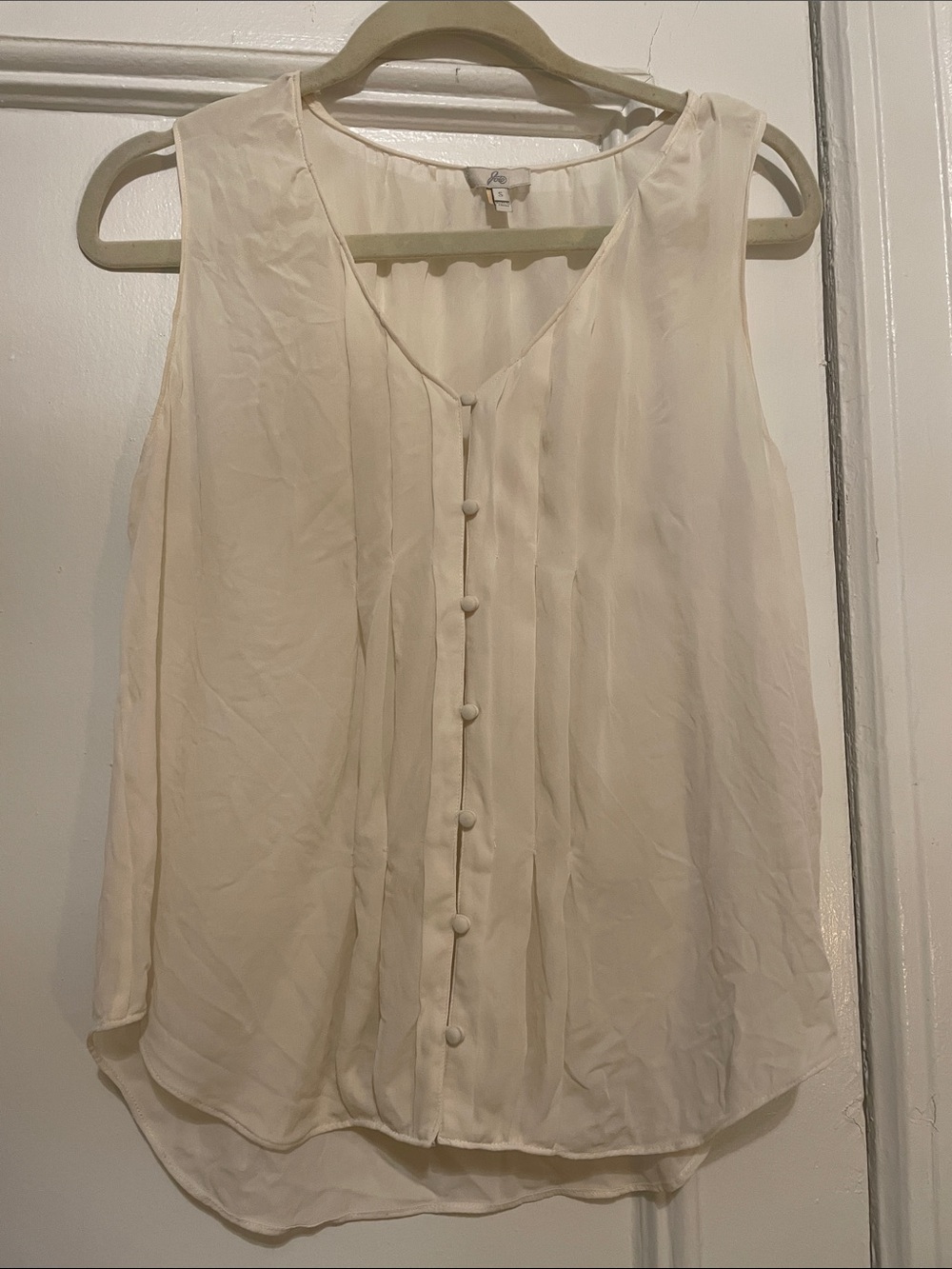 Joie Sleeveless Cream Button-Front Pleated Blouse — 100% Silk